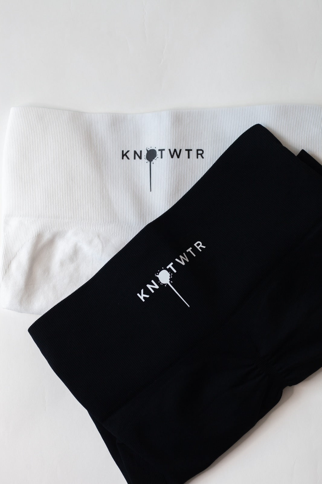 KNOTWTR White Half Tights