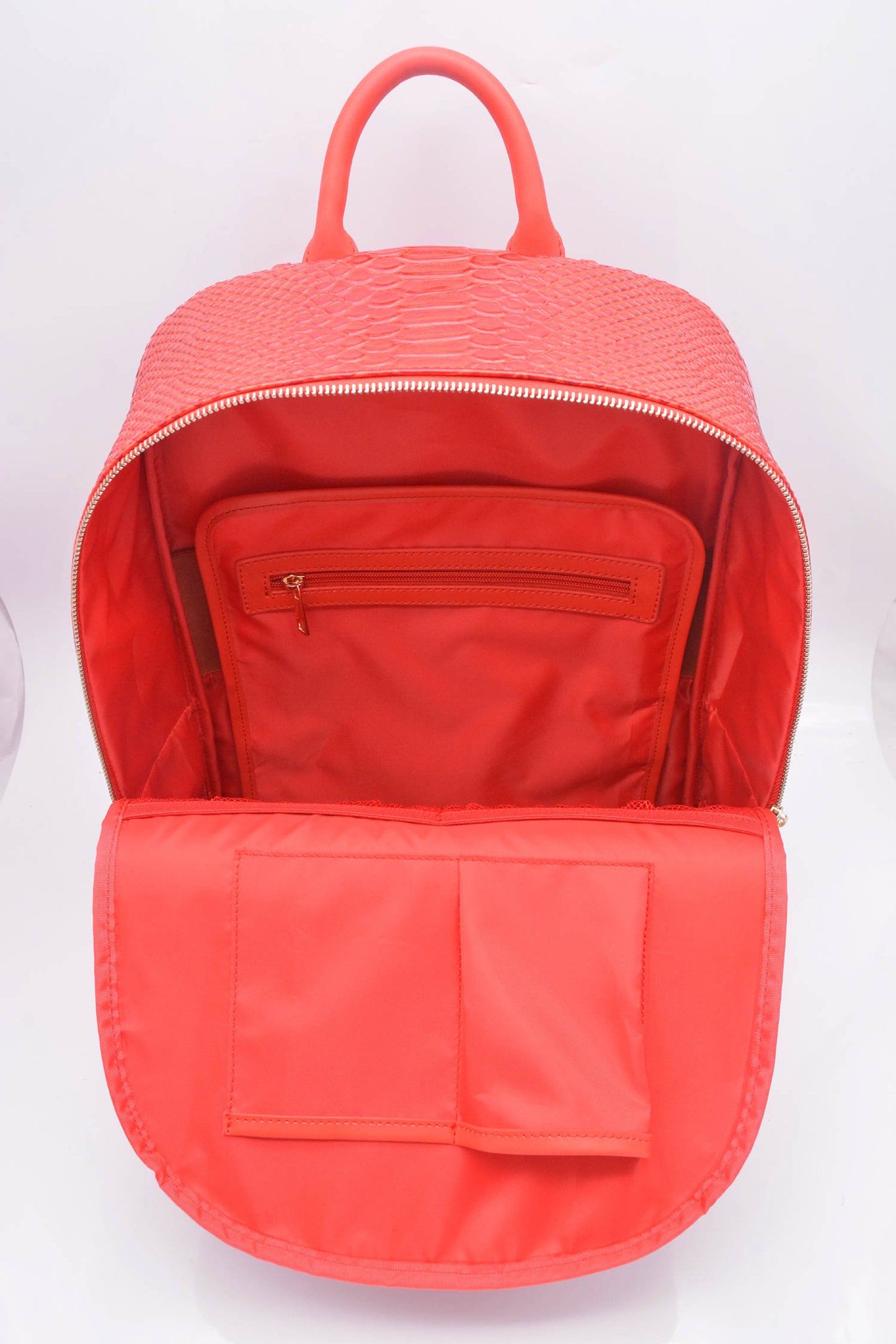 Rojo Travel Bag